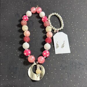 Chic Pink and White Beaded Necklace Set Chunky Viral!!!